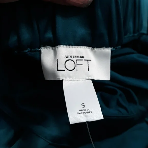 Ann Tayler Loft sleeveless blouse size S - Picture 5 of 7